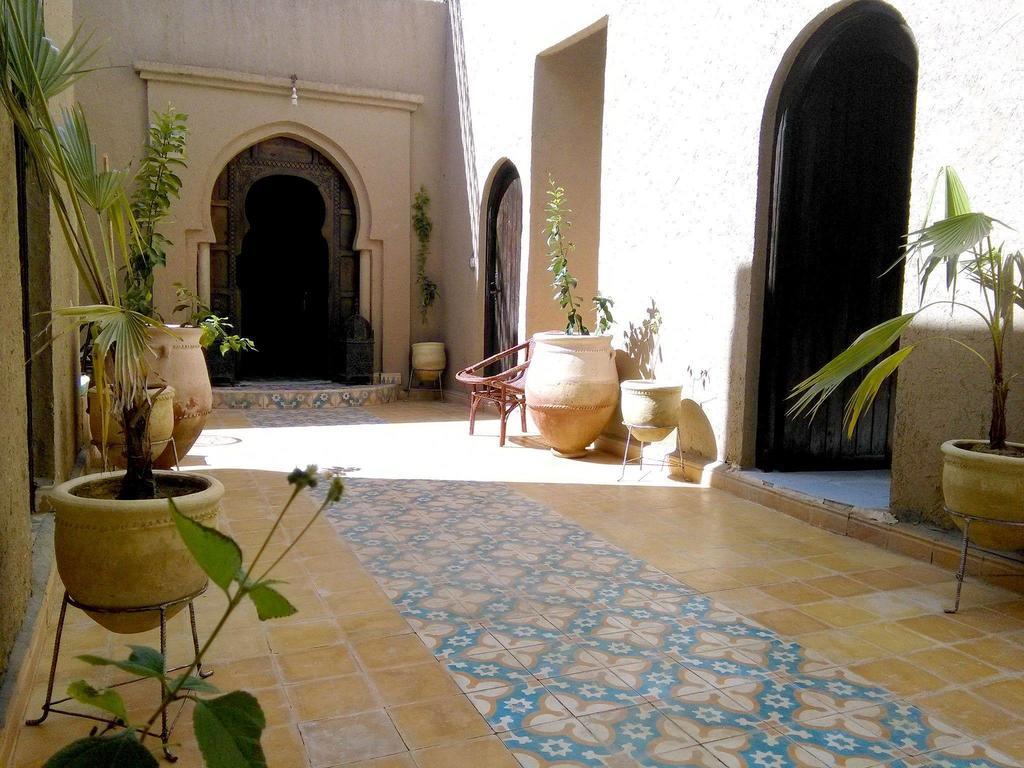 Riad Amar Merzouga Luaran gambar